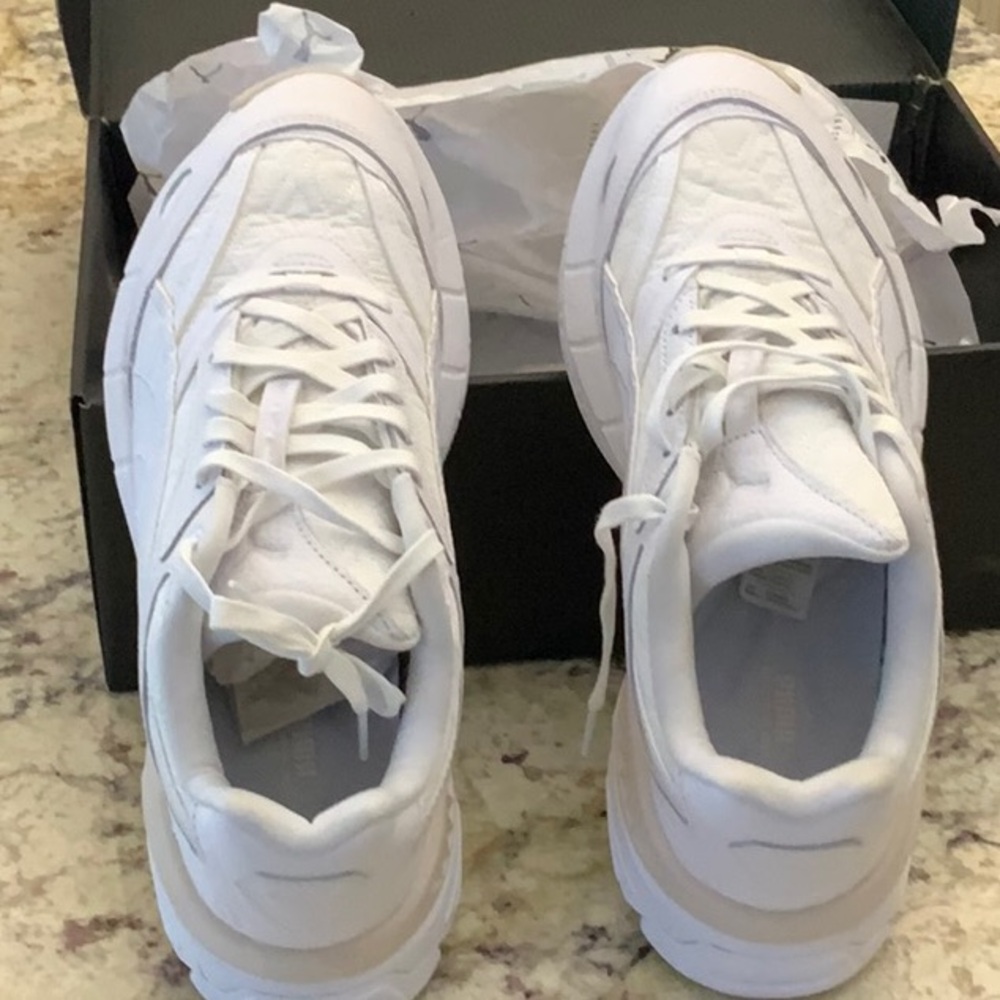 Puma womens sneaker